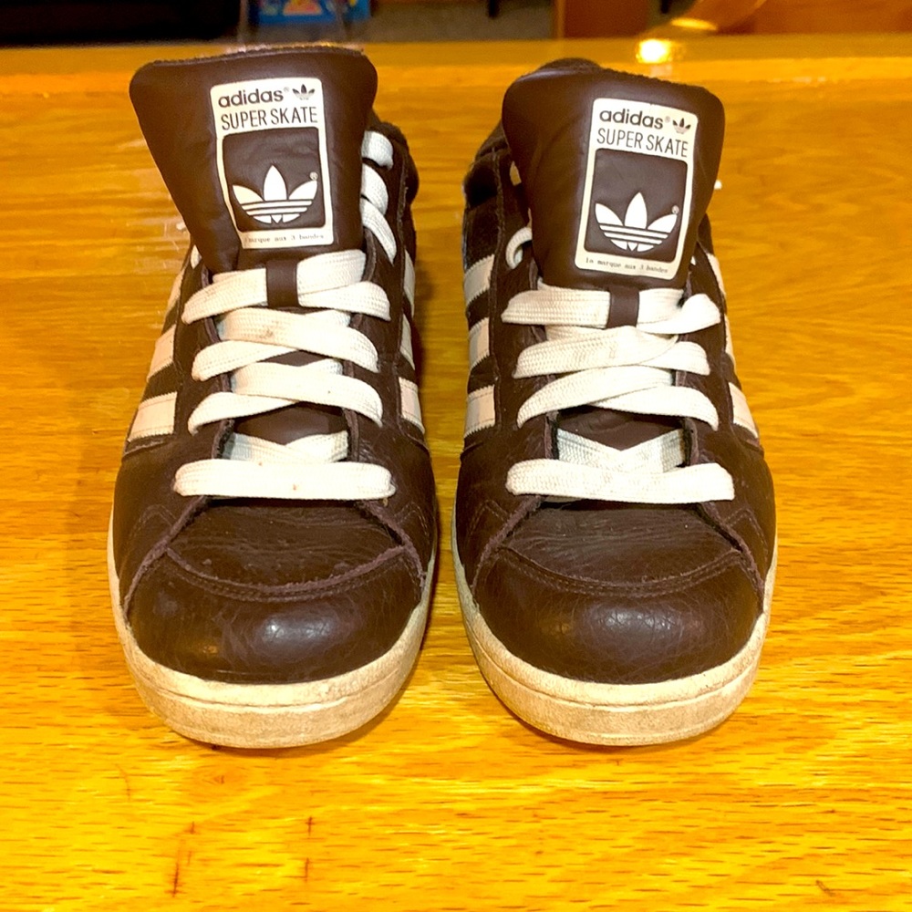 VINTAGE ADIDAS SUPER SKATE SZ 11, CHOCOLATE THESE ARE OLD ADIDAS SUPPLE LEATHER!